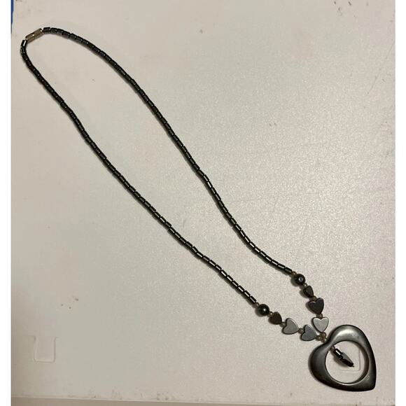 Vintage Hematite Heart Jewelry Pendant Necklace Gothic Energy Dark Metallic Look - Picture 1 of 4